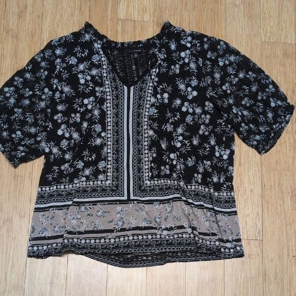 Lucky Brand Floral Black and Cream Women's Top Size L - Picture 3 of 5
